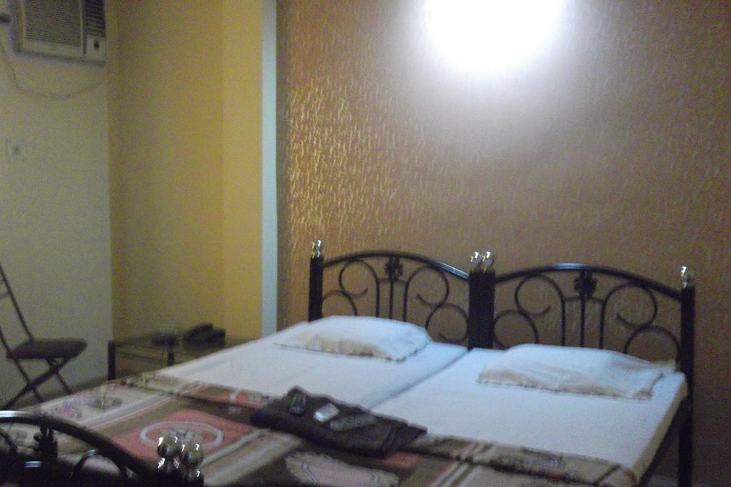 Megacity Inn Калькутта Экстерьер фото