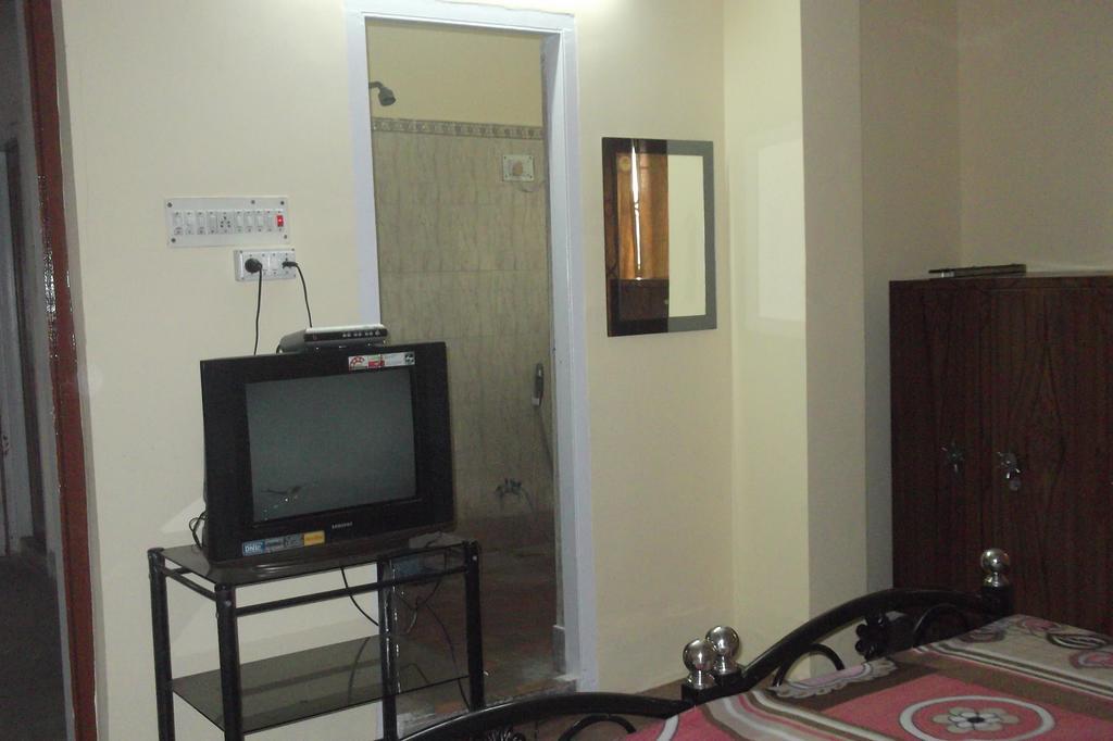 Megacity Inn Калькутта Экстерьер фото