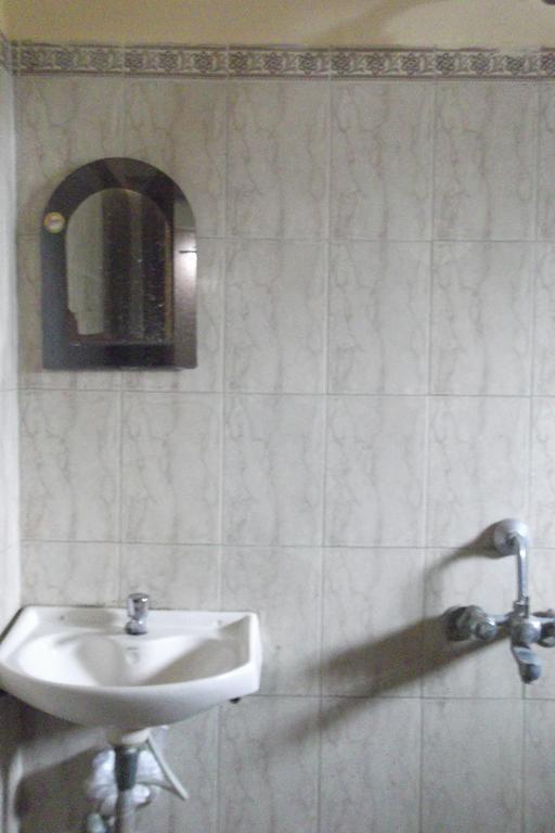 Megacity Inn Калькутта Экстерьер фото